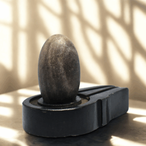 gambhīr narmadeshwar shivling